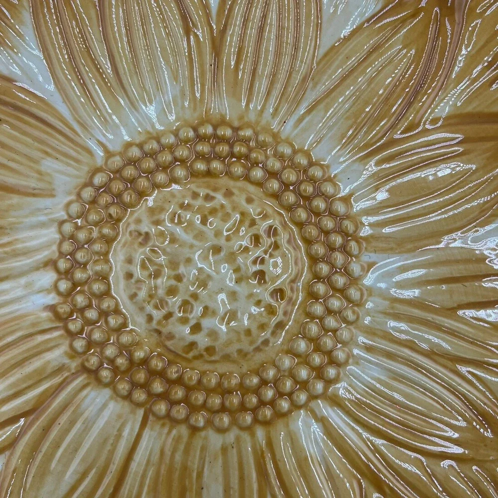 Magenta Sunflower Ceramic Plate Home Decor Yellow Very Good Floral 8.5in